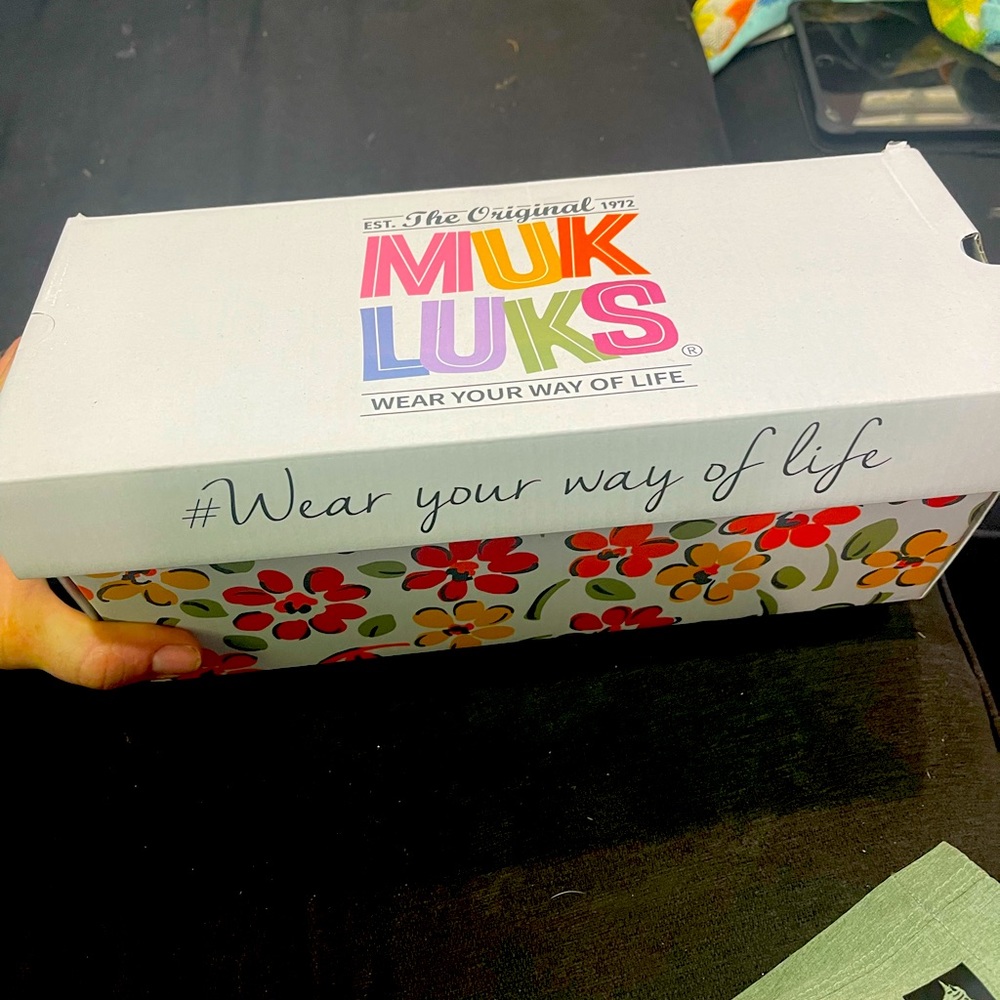 Nwt muk luks